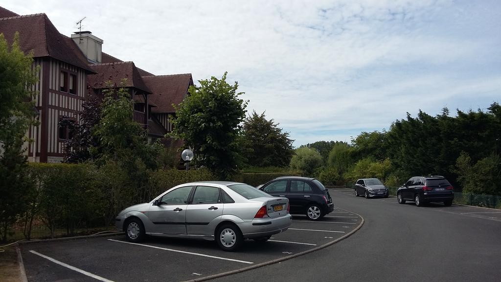 Les Manoirs Apartman Deauville Kültér fotó